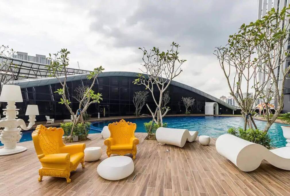 Arte Mont Kiara Bright & Airy 2br * Kuala Lumpur