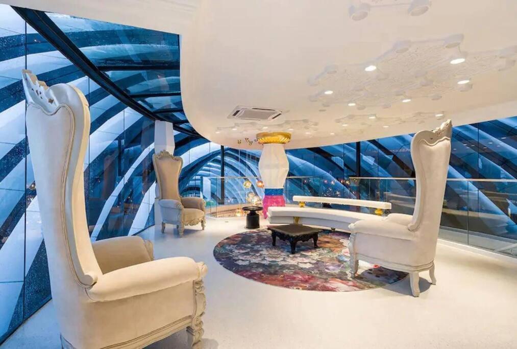 Arte Mont Kiara Bright & Airy 2br *