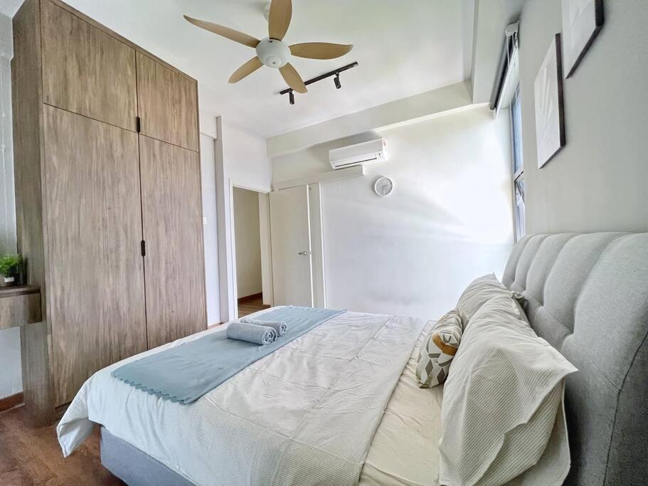 Arte Mont Kiara Bright & Airy 2br * Kuala Lumpur