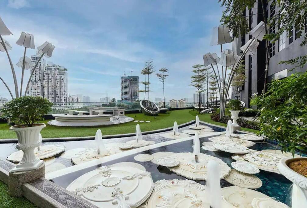 Arte Mont Kiara Bright & Airy 2br Appartement