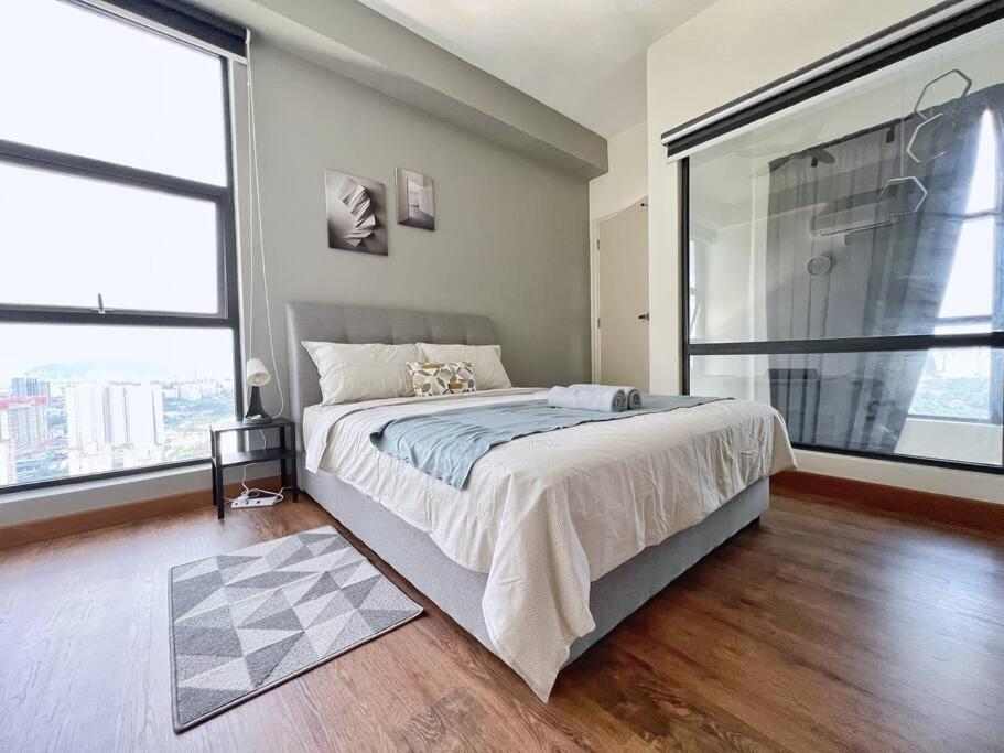 Pangsapuri Arte Mont Kiara Bright & Airy 2br